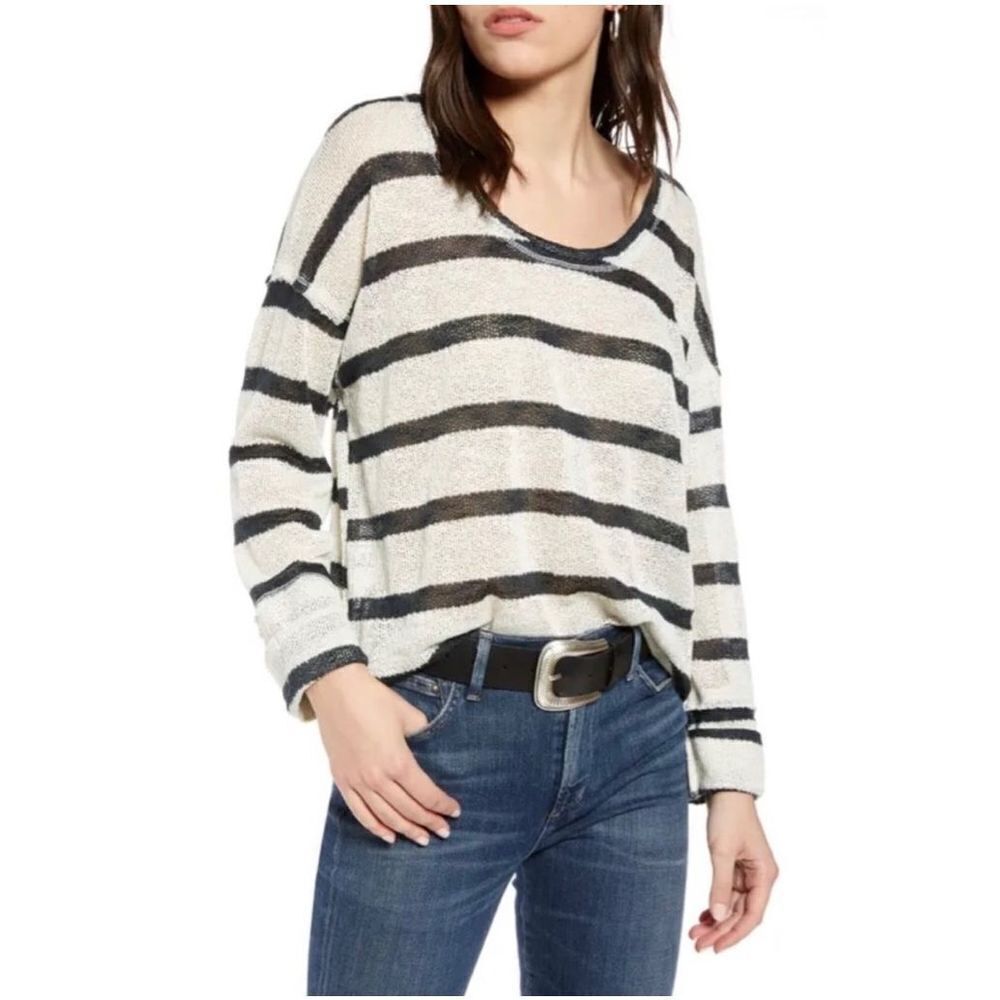TREASURE & BOND | Lightweight Raw Hem Cream & Black Striped Pullover Sweater M